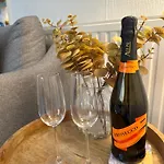 Woodland - Private Courtyard - Pet Friendly Retreat In The Heart Of Дом отдыха *