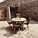 Woodland - Private Courtyard - Pet Friendly Retreat In The Heart Of * Windermere