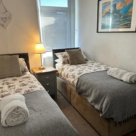 度假居 Woodland - Private Courtyard - Pet Friendly Retreat In The Heart Of *
