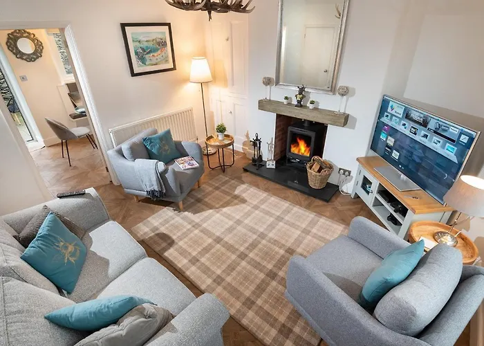 Woodland - Private Courtyard - Pet Friendly Retreat In The Heart Of ويندرمير