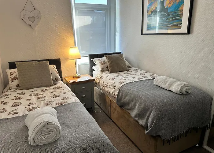 بيت للعطل Woodland - Private Courtyard - Pet Friendly Retreat In The Heart Of *