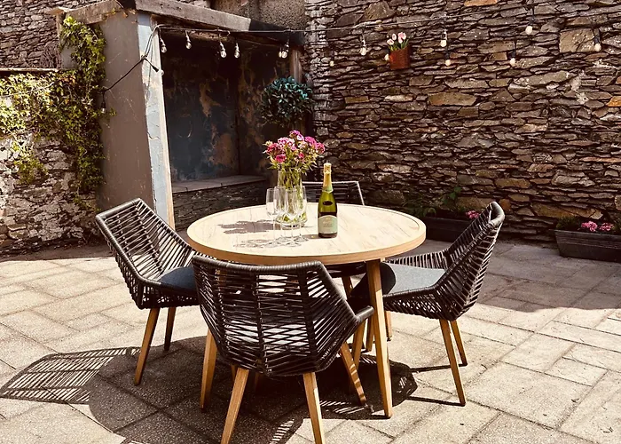 Woodland - Private Courtyard - Pet Friendly Retreat In The Heart Of * ويندرمير